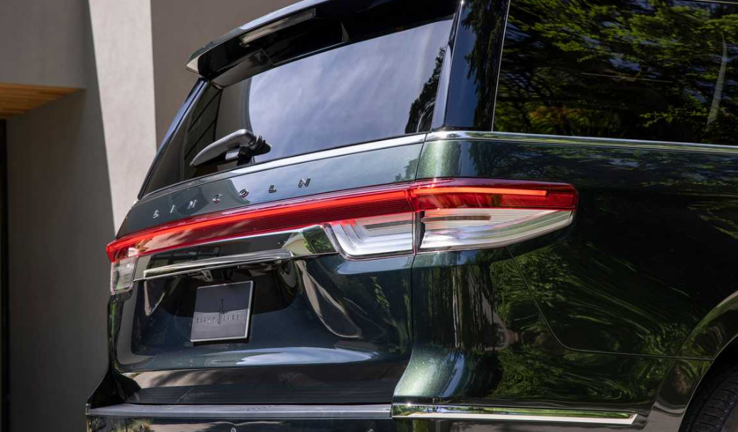 2025 Lincoln Navigator Release Date & Price